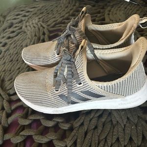 Adidas cloudfoam 6.5